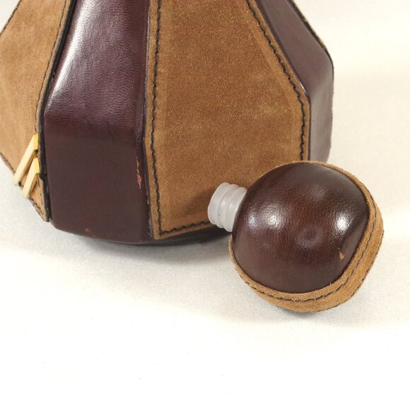 Vintage Leather Wrapped Glass Decanter with Stopper, Made in Italy - Picture 5 of 8